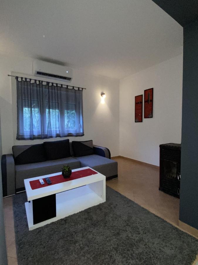 Apartment & Rooms - Marina Ploce  Exterior photo